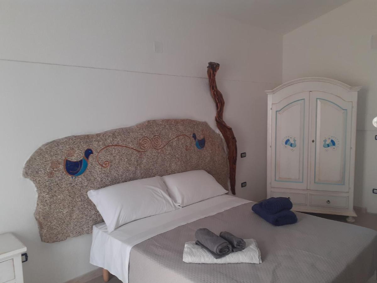 Bed And Breakfast Murales Orgosolo Exteriér fotografie