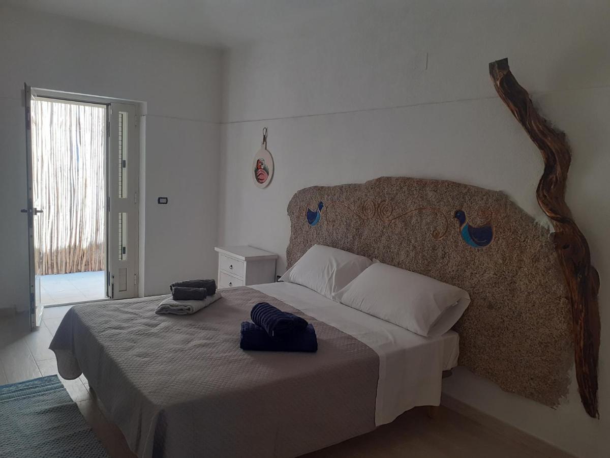 Bed And Breakfast Murales Orgosolo Exteriér fotografie