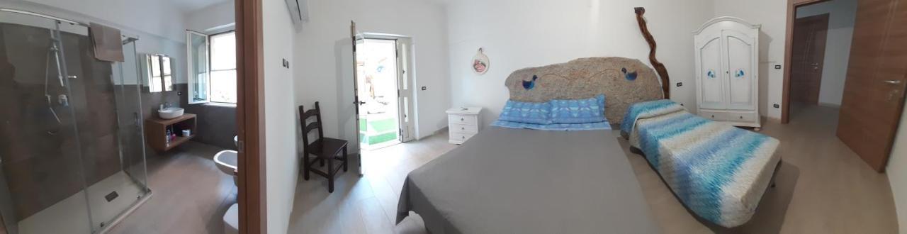 Bed And Breakfast Murales Orgosolo Exteriér fotografie