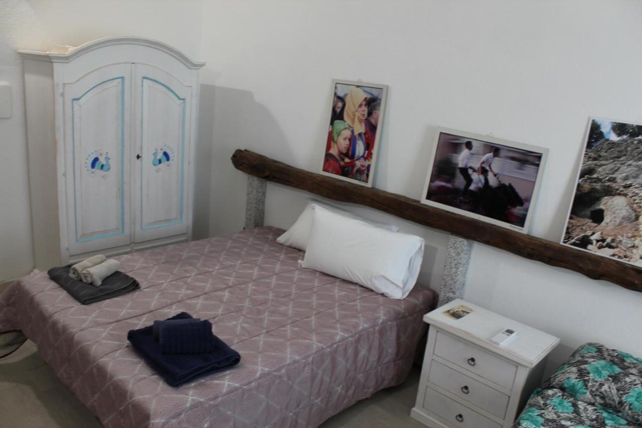 Bed And Breakfast Murales Orgosolo Exteriér fotografie