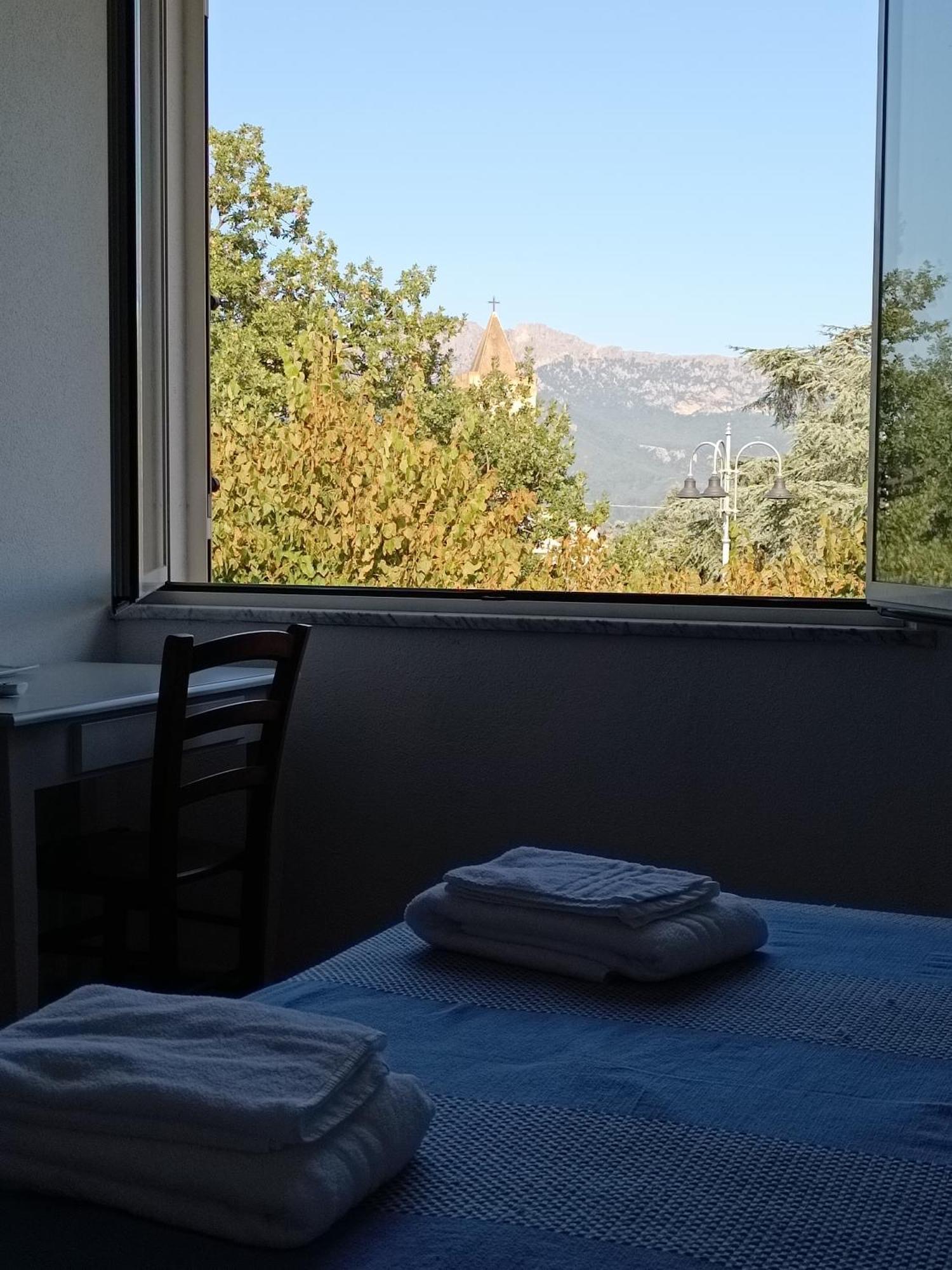 Bed And Breakfast Murales Orgosolo Exteriér fotografie